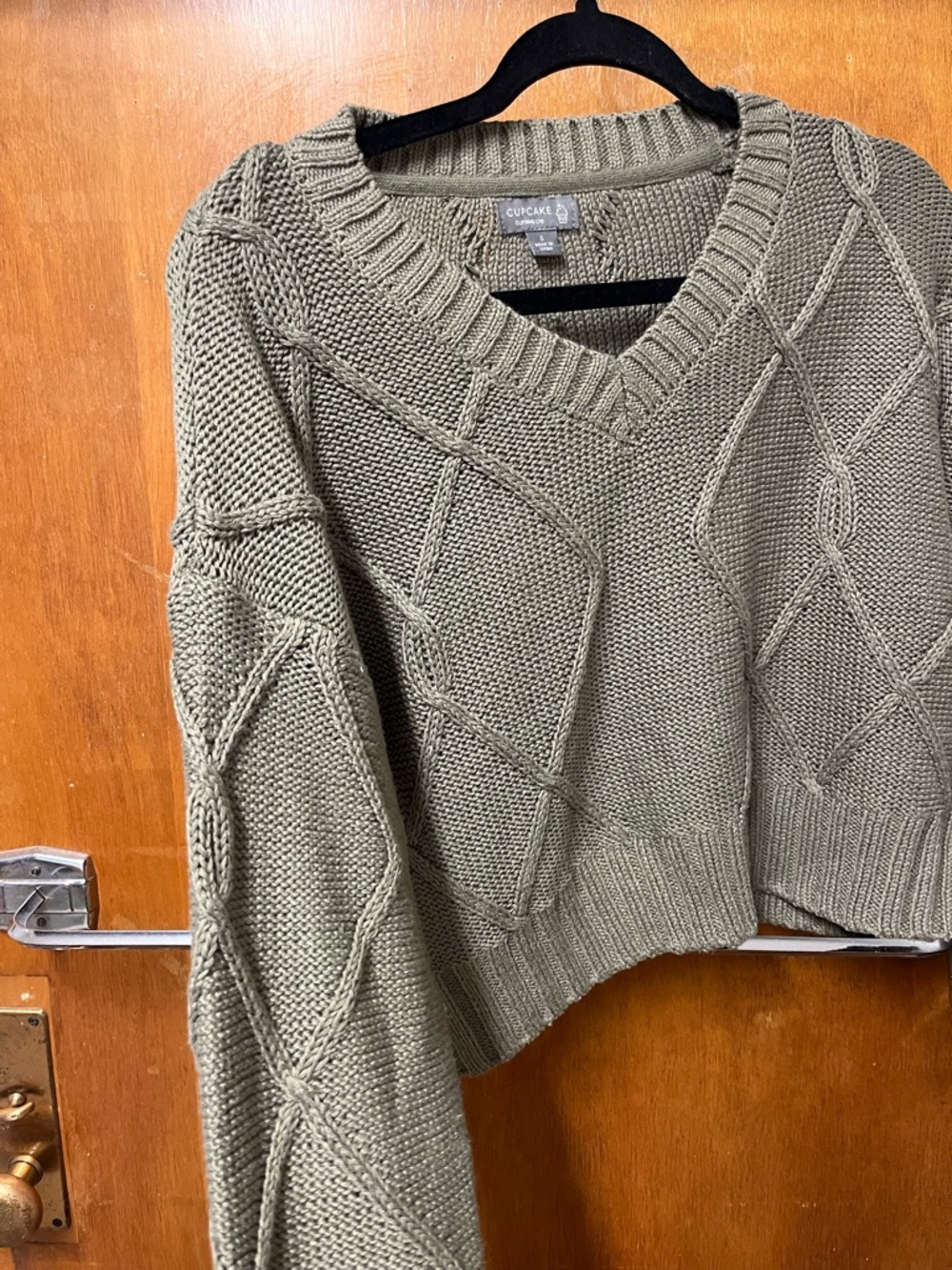 Slightly Cropped Green Francescas Sweater - Picture 4 of 4
